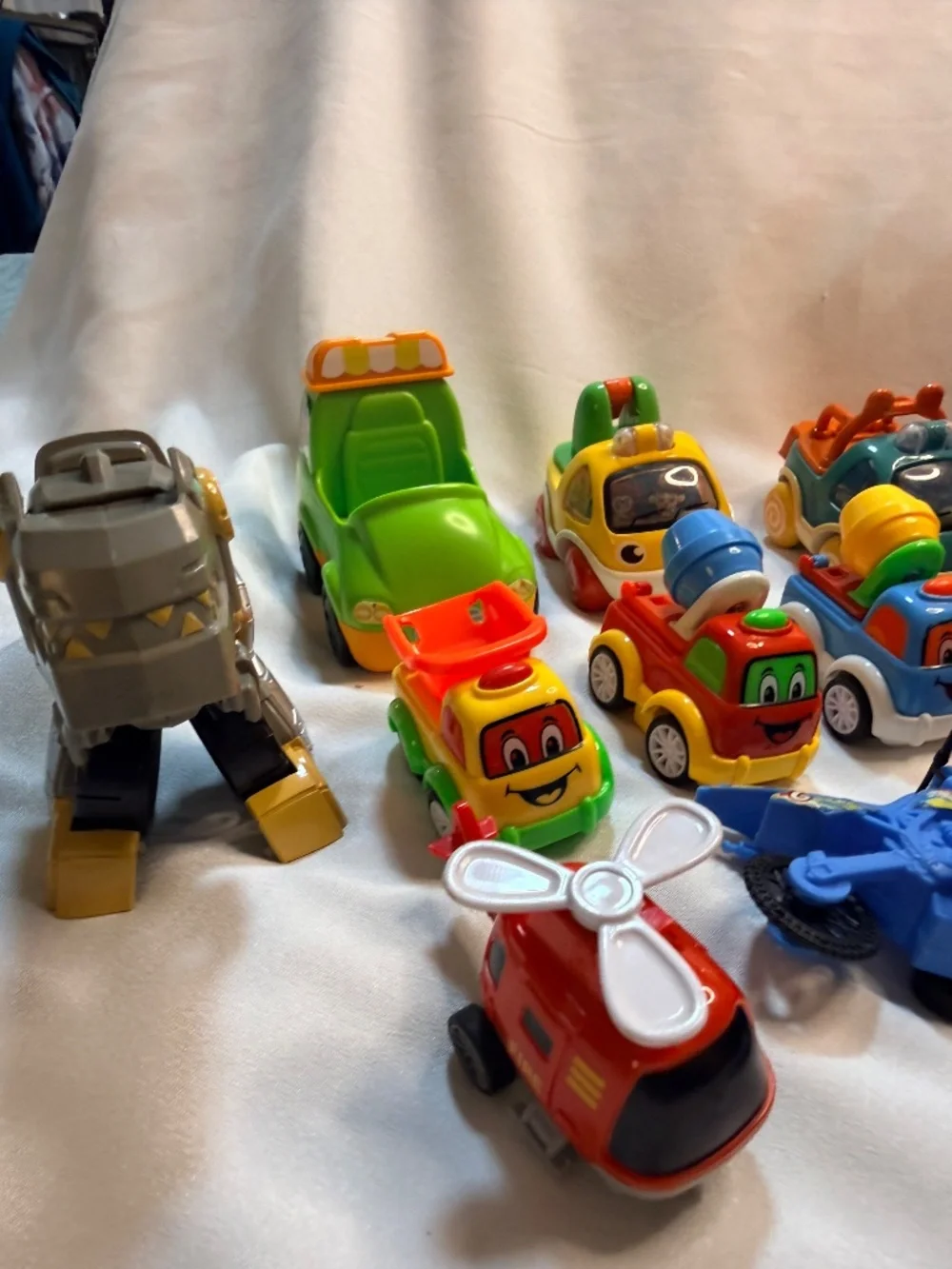 Mixed Toy Vehicle Lot 17 Cars Trucks Motorcycle Helicopter Kids Toys Used